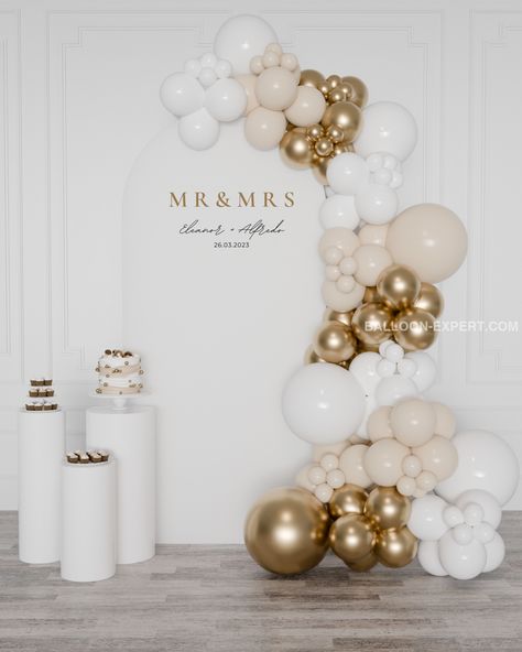 White And Gold Balloon Decor, Balloon Wall For Wedding, Cream And Gold Balloon Arch, Wedding Ideas Balloons, Gold And White Balloons Decoration, Birthday Reception Decorations, White Cream And Gold Balloon Arch, Wedding Backdrop Design Balloon, Engagement Party Ideas White And Gold