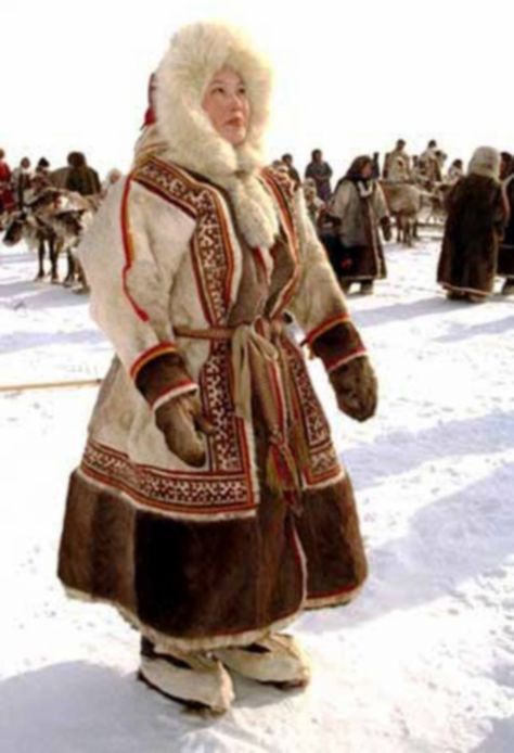 This image represents cultural adaptation because the Inuit woman is wearing animal furs in order to adapt to the cold environment. Inuit Clothing Drawing, Inuit Costume, Arctic Clothing, Inuit Clothing, Inuit People, Traditional Fashion, Drawing Clothes, Cold Weather Outfits, Folk Costume