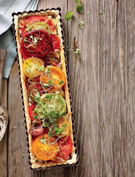 Heirloom Tomato Tart, Vegetable Tart, Recipe Strawberry, Home Organization Ideas, Tarte Fine, Veggie Meals, Tomato Tart, Budget Decor, Savory Tart