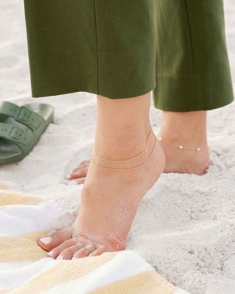 It’s giving beach vibes. 🤍🫶🏼✨ Shop our new and improved anklets, now available on katiedeanjewelry.com and soon to be available on madewell.com—trust us, these will be the BFF to your golden summer tan. Anklet Gold, Summer Anklets, Golden Beads, Jacquie Aiche, To Buy List, Nautilus Shell, Jewelry Instagram, Jenny Bird, Summer Tanning