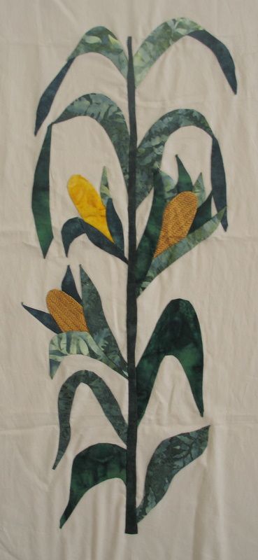 LIFE HISTORY QUILT: Nebraska corn block Corn Quilt Block, Fall Quilt, Fall Pics, Corn Stalks, Farm Quilt, Fall Fest, Applique Quilt Patterns, Fall Quilts, Fall Art