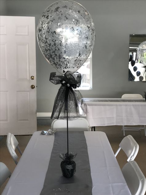 Black And Silver Balloon Centerpieces, Black And Silver Table Centerpieces, Black White Silver Centerpieces, 18th Birthday Party Centerpieces, Single Balloon Centerpiece, Black Balloon Centerpieces, Led Balloon Centerpieces, Black Centerpieces Birthday, Balloon Stick Centerpiece