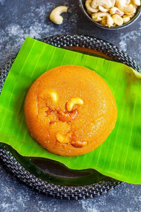 Eggless Dates Cake Recipe, Ven Pongal Recipe, Semolina Dessert, Kesari Recipe, Rava Kesari, Saffron Color, Kulambu Recipe, Masala Tea, Chai Recipe