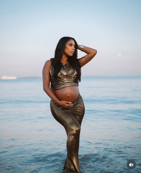 Maternity Shoot Beach, Beach Maternity Pictures, Beach Maternity Photos, Parent Life, Beach Maternity, Baby Shower Gender Reveal, Maternity Photos, Woman Beach, Baby Bumps