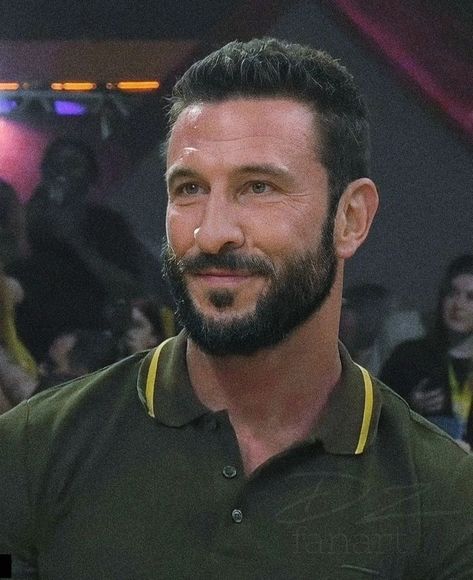 Pablo Schreiber, Mens Haircuts Short Hair, Leading Men, American Gods, Handsome Guys, Mens Trendy Outfits, Mens Haircuts Short, Celeb Crushes, Game Characters