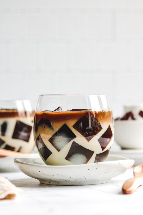 Vegan Coffee Jelly Dessert - Okonomi Kitchen Dessert Coffee Jello, Almond Jelly, Vegan Japanese, Vegan Coffee, Jelly Desserts, Coffee Jelly, Jelly Recipe, Coffee Granules, Veggie Food