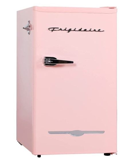 Cute Stuff To Put In Your Room, College House Kitchen Decor, Mini Fridge In Room, Cute Mini Fridge In Bedroom, Kids Mini Fridge, Mini Fridge Aesthetic, Vintage Mini Fridge, Mini Fridge Pink, Cheap Mini Fridge