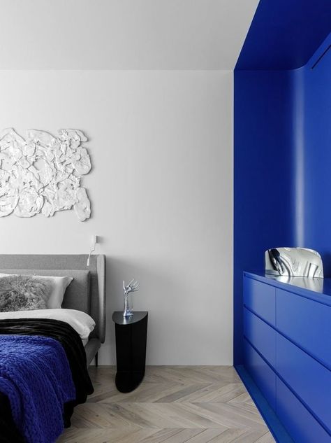 Yves Klein Blue: The Unstoppable Force in Fall 2025 Interior Design — Forrest Glover Design Custom Drapery Manufacturing and Interior Design Trend Forcasting Beautiful Bed Designs, Yves Klein Blue, Yves Klein, Custom Drapery, Blue Rooms, Blue Interior, Klein Blue, Apartment Interior Design, Interior Projects