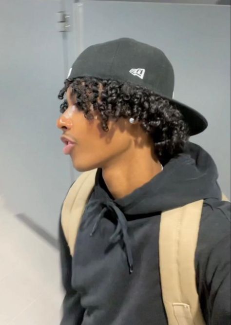 #hair #curly habesha ethiopian boy #fashion Curly Hair With Hat Men, Blasian Boys With Curly Hair, Black Guy Curly Hair, Light Skin With Curly Hair, Black Boy Curly Hair, Curlyheads Boys, Curly Haired Men, Black Men Hair Styles, Men Haircuts Short