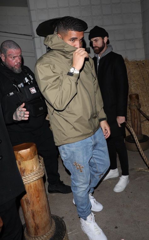 @glacierhearts Drake Fashion 2023, Drake Outfits Fashion, Drake Style Outfits, Drake Fits, Drake Outfits, Drake Outfit, Drake Style, Drake Fashion, Aesthetic Male Outfits