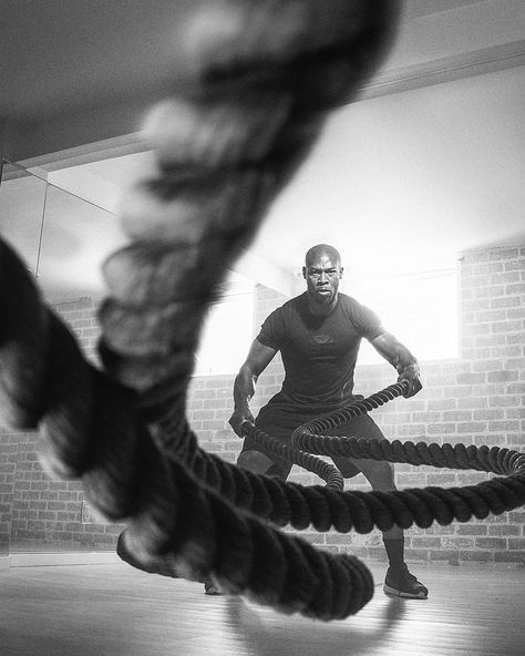 🇬🇧 Simon In LA’s Instagram profile post: “Another shot from my shoot for @ironfitnessla with @themaximumoutputmovement #battleropes #menstraining #muscleandhealth #mensfitness #gym…” Speedlight Photography, Fitness Branding, Gym Photography, Bodybuilding Pictures, Battle Ropes, Men’s Fitness, Fitness Photoshoot, Take Care Of Your Body, Fitness Photography