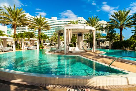 The Music History of Miami Beach's Fontainebleau Fountainbleau Miami, Black Tarp, Vast Landscape, Neo Baroque, Tony Soprano, Lobby Bar, 26th Birthday, Opening Credits, Elvis Presley Photos