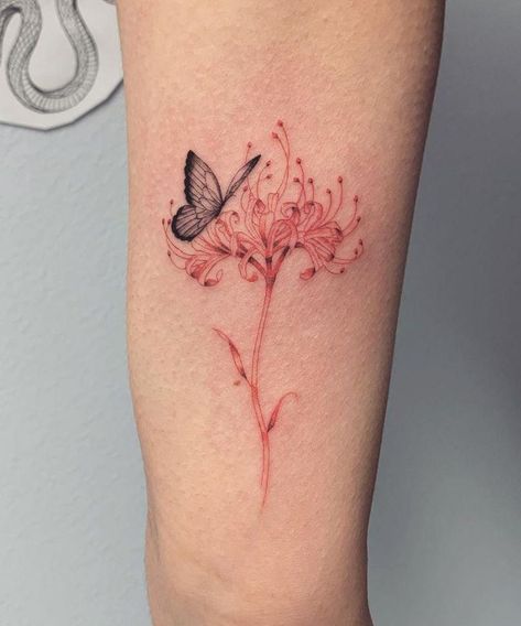 Tokyo Ghoul Tattoo Spider Lily, Pink Spider Lily Tattoo, Dragon Lilly Tattoo, Red Spider Lily Butterfly Tattoo, Spider Lily With Butterfly Tattoo, Spidermum Flowers Tattoo, Spider Lily And Butterfly Tattoo, Spider Lily Tattoo Chest, Spider Lily Butterfly Tattoo