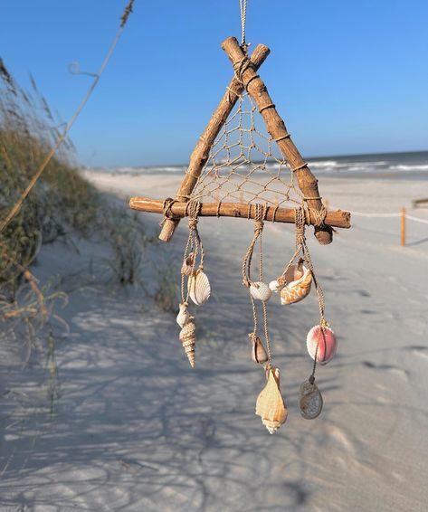 Seashell Dreamcatcher, Ocean Mobile, Seashell Wind Chimes, Driftwood Art Diy, Shell Mobile, Ocean Treasures, Beach Wood, Drift Wood, Hanging Mobile