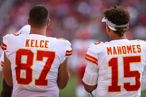 Red Kingdom, Kc Chiefs Football, Kansas City Chiefs Football, Chiefs Football, Patrick Mahomes, Kc Chiefs, Best Duos, Travis Kelce, World Of Sports