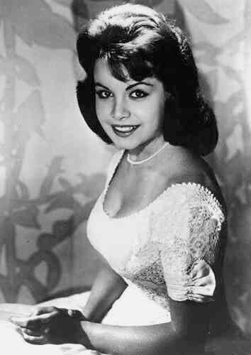 Annette Funicello Film Career, Annette Funicello, In Memorium, Moving To Los Angeles, North Hollywood, Find A Grave, Rare Photos, Girl Next Door, Childhood Memories