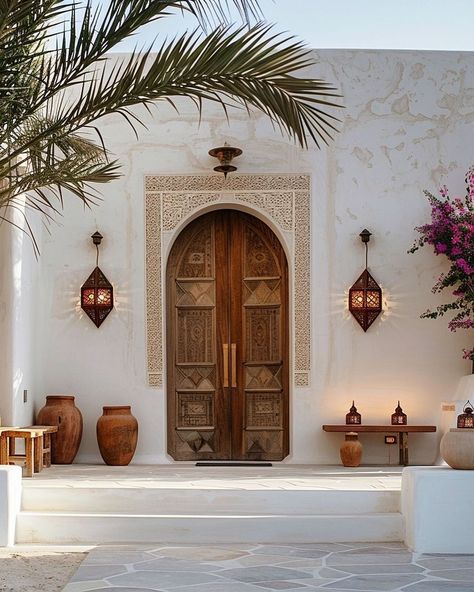 Front Terrace House Ideas, Moroccan Exterior Design, Moroccan Exterior, Morocco House, Read Read Read, Moroccan Riad, Dubai Houses, Mediterranean Interior, Moroccan Homes