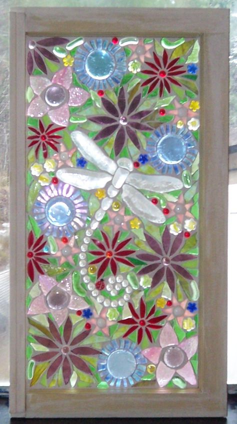 <3 Mosaic Windows, Repurposed Windows, Glass Painting Designs, Glass Window Art, Mosaic Stained, Mosaic Madness, Mosaic Flowers, Mosaic Projects, Stained Glass Projects