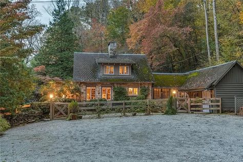 433 Warrior Dr, Tryon, NC 28782 | Zillow Fencing Around House, Cottage Ranch, Farm Fencing, Horse Country, Yellow Cottage, Ranch Exterior, Fairytale Cottage, Farm Fence, Open Living Room