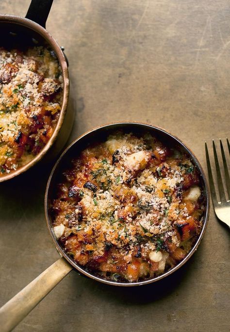 Fondant Swede (Rutabaga) Gratin Ottolenghi Dinner Party, Ottolenghi Christmas, Ottolenghi Flavour, Christmas Vegetables Side Dishes, Swede Recipes, Vegetarian Christmas Dinner, Vegetarian Christmas Recipes, Fmd Recipes, Yotam Ottolenghi Recipes