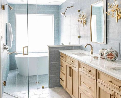 We've pulled together 19 small to mid-sized wet rooms that prove you don't need a ton of extra space to fit both a shower and a tub. Small Wet Room, Wet Room Bathroom, Narrow Bathroom, Spa Like Bathroom, Wet Room, Primary Bathroom, Primary Bath, Master Bath Remodel, Dream Bathrooms