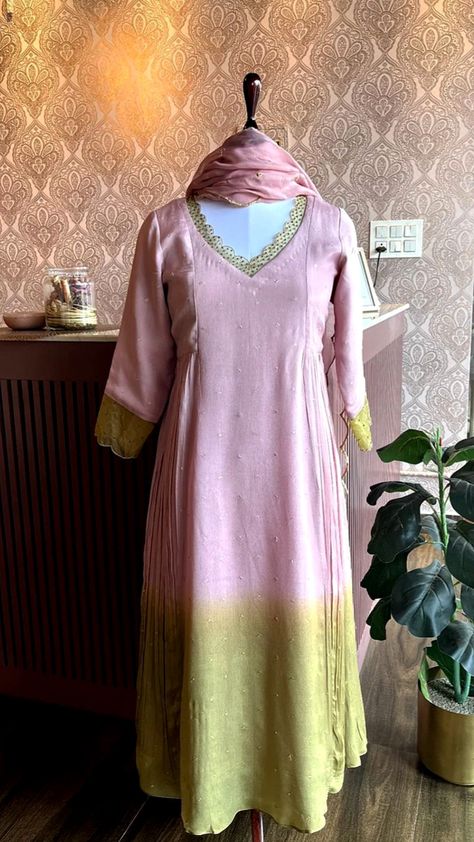 Neckline For Kurtas For Women, Latest Neck Patterns For Kurtis, Aline Anarkali Design, Dresses Neck Designs Latest, Full Ban Neck Designs Suits, Rayon Kurtis Design Latest, Boutique Kurti Designs, Shaded Kurti Designs, Aline Kurta Designs