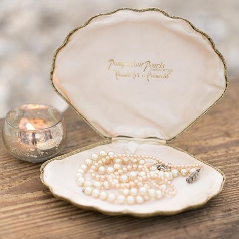 Dark Romantic Wedding, Pirate Wedding, Folk Wedding, Romantic Wedding Inspiration, Ireland Wedding, Dark Romantic, Pearl And Lace, Pearl Wedding, Vintage Pearls