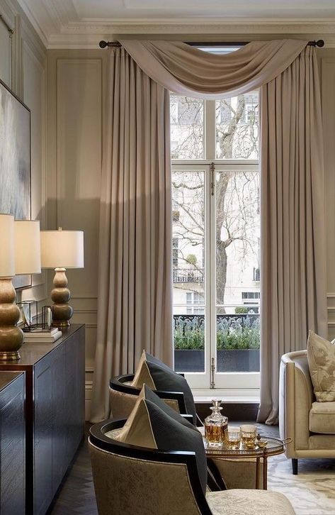 Luxury Curtains Living Room, Modern Classic Living Room, Neoclassical Interior, Luxury Curtains, Elegant Curtains, Classic Interior Design, Classic Living Room, Living Room Design Decor, Home Design Living Room