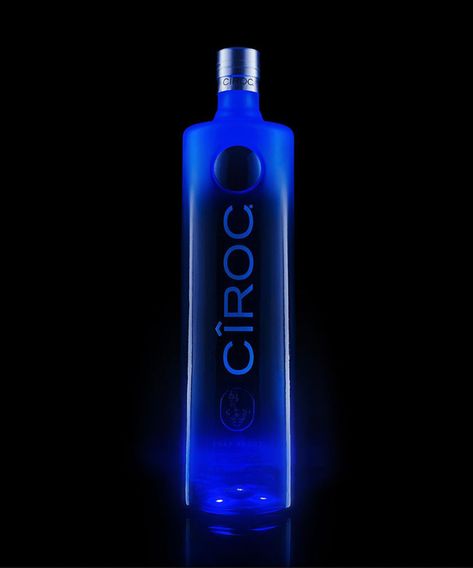 Stölzle | Three in-house decoration sites with innovative technologies Ciroc Bottle, Alcohol Brands, Ciroc Vodka, Cv Inspiration, Gin Bottle, Premium Vodka, Storage Products, Glass Decoration, Night Clubs