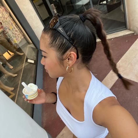 🙋🏻‍♀️ | Instagram Ponytail Braid, Slicked Back Ponytail, Gym Hairstyles, March 27, Braided Ponytail, Dream Hair, Hairstyles For School, Instagram Foto, Ponytail Hairstyles