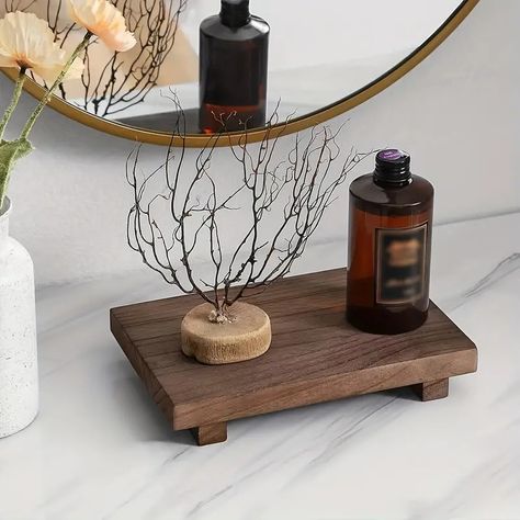 Træforfængelighedsbakke til badeværelsesdisk rustik - Temu Denmark Small Bathroom Counter, Wooden Bathroom Countertop, Spa Inspired Bathroom Decor, Wood Bath Tray, Bathroom Counter Organizer, Bottle Plant, Wooden Bathroom Vanity, Counter Organizer, Bathroom Vanity Tray