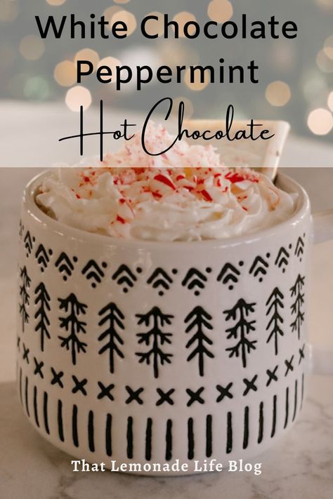 A lovely drink for the holidays! White hot chocolate, with peppermint flavoring and toppings. Easy to make! White Chocolate Hot Cocoa, Peppermint Hot Chocolate Recipe, White Chocolate Peppermint, Peppermint Hot Cocoa, Peppermint White, Holiday Baking Recipes, Hot Cocoa Recipe, White Chocolate Bar, Peppermint Hot Chocolate