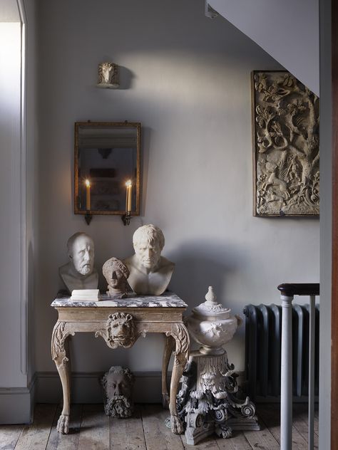 Relics of a Bygone Era — Openhouse Magazine Stone Mantle, English Country House Style, Brass Bed, Georgian Homes, English Country House, Country Style Homes, Classic Decor, Front Room, Wall Colors