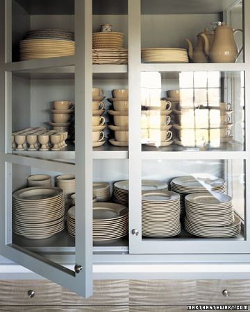 China Cupboard Martha Stewart Kitchen, China Cupboard, Grey Kitchens, Glass Cabinet, Kitchen Colors, White Cabinets, Organizing Your Home, Ideas Kitchen, Built Ins