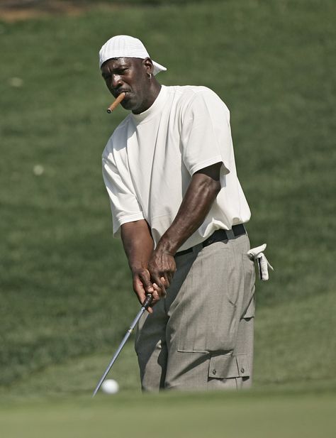 Michael Jordan's Best Golf Outfits | POPSUGAR Fashion Michael Jordan Golf, Dad Fits, Mens Golf Fashion, Jordan Golf, Golf Inspiration, Foto Top, Golf Vest, Nba Fashion, Preppy Men