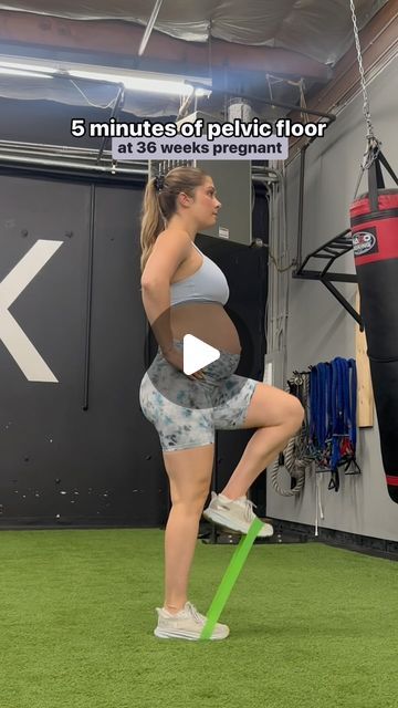 JESSIE » HEALTH & WELLNESS on Instagram: "How I end my workouts at 36 weeks pregnant!🩵✨  Here are a few movements that have been feeling great to work on my pelvic floor and overall stability!   I typically spend 30-40 seconds on each movement before going on to the next! The most important thing is LISTENING TO YOUR BODY & doing the moves that feel the best for YOU🫶🏻  #prenatalworkout #fitpregnancyjourney #dailyhabits #strongcore #3rdtrimester #pelvicfloorexercises #homeworkout - workout with me - workout of the day - ab workouts - fitness motivation - lifestyle tips - gym - girls who lift - first time mom - pregnant - baby bump - strong girls - strength training - pelvic floor exercises for all fitness levels" Ab Workouts For Pregnant Women, Pregnant Pelvic Floor Exercises, Core Exercises For Pregnancy, Workout For Pregnant Women, Pregnancy Core Exercises, Pelvic Floor Exercises Pregnancy, Pregnant Exercise, Pregnancy Core Workout, Pregnant Workout