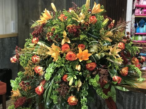 Fall Casket Sprays, Headstone Arrangements, Farmhouse Flowers, Casket Spray, Casket Flowers, Casket Sprays, Grave Decorations, Church Flower Arrangements, Sympathy Flowers