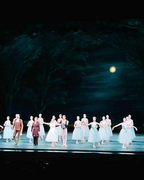 ✨🩰A Magical ballet evening watching Giselle at Centennial Concert hall in Winnipeg✨ 🎀 🤩such an incredible experience! 💫 @rwballet @rwbschool @centennialconcerthall The Royal Winnipeg Ballet brought every scene to life with such grace and emotion 🎼🎺🎷 🥹 I left feeling so inspired & in awe 💗 🩰If you’ve never been, don’t miss the final show tonight—use discount code ‘RITZY24’ for a 20% off! - - - - - - - [ winnipeg, winnipegevents, winnipeglife, ballet, balletnight, balletdance, onlyinthepeg, ... Ballet Concert, La Sylphide, Ballet Shows, Ballet Pictures, Mata Hari, The Art Of Storytelling, Concert Hall, I Left, Discount Code