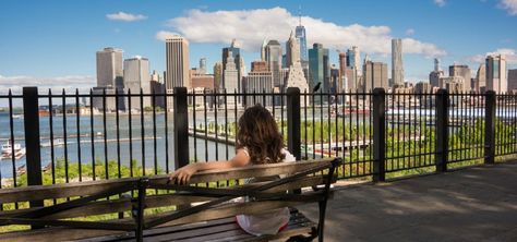 Get a taste of the food locals love in this beautiful, residential area of NYC. Here are the best restaurants in Brooklyn Heights you must try! Brooklyn Promenade, Floating Restaurant, Brooklyn Bridge Park, York Travel, Downtown Manhattan, Brooklyn Heights, Woman Sitting, Fall Feels, Photography Camera