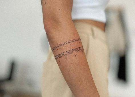 Minimalist Armband Tattoo For Women, Cute Band Tattoo, Delicate Arm Band Tattoos For Women, Arm Bracelet Tattoos For Women, Bangle Tattoo For Women, Delicate Arm Band Tattoo, Wristband Tattoo Women, Female Arm Band Tattoo, Forearm Band Tattoo For Women