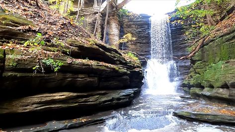 Hidden Gem: Matthiessen State Park in Northern Illinois Hidden Gems In Illinois, Hiking Illinois, Starved Rock State Park Illinois, Giant City State Park Illinois, Castle Rock State Park Illinois, Osage Nation, No Offense, Ghost White, Town Names