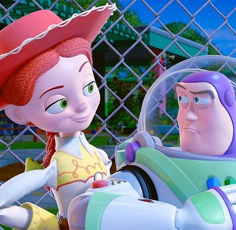 imagen descubierto por -. Descubre (¡y guarda!) tus propias imágenes y videos en We Heart It Buzz And Jessie, Jessie And Buzz, Dibujos Toy Story, Character Disney, Toy Story Movie, Jessie Toy Story, Pixar Characters, Toy Story 3, Toy Story Party