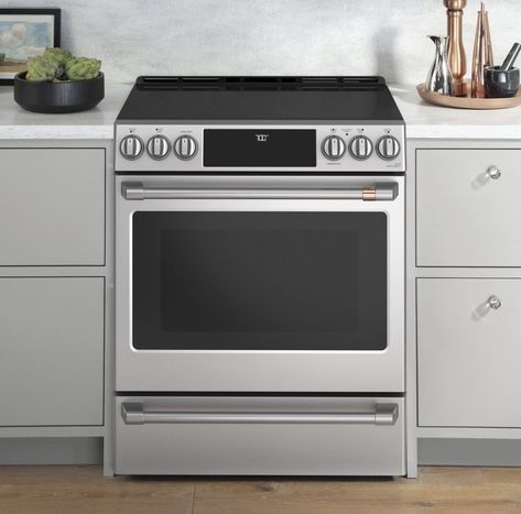 Best Electric Range Appliances, Bosch Electric Range, Oven Stove Combo, Drop In Range Kitchens, White Electric Stove, Best Electric Stove Appliances, Electric Stove And Oven Combo, Electric Stove With Hood, Electric Ranges That Look Like Gas