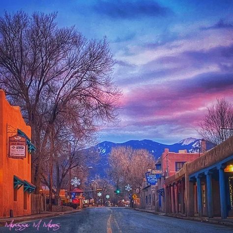 Taos, New Mexico, USA (follow) on Instagram: “Good Morning Taos! 📸: @merandaphotography_ . . . 🌶 #Taos #ArroyoSeco #TaosSkiValley #TaosNewMexico #NewMexico #NewMexicoTrue…” Taos New Mexico Aesthetic, New Mexico Garden, New Mexico Aesthetic, New Mexico Landscape, American Aesthetic, Mexico Aesthetic, Dream Life Goals, Travel Nurse, Alien Aesthetic