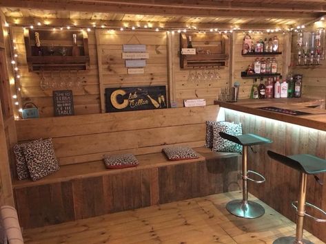 Boathouse Bar Ideas, Garden Summer House Bar Ideas, Shed Bar Interior Ideas, Summer House Bar Ideas Interior, Garden Shed Bar Ideas, Pub Shed Ideas, Garden Pub Ideas, Diy Shed Bar, Shed Bar Ideas Backyards