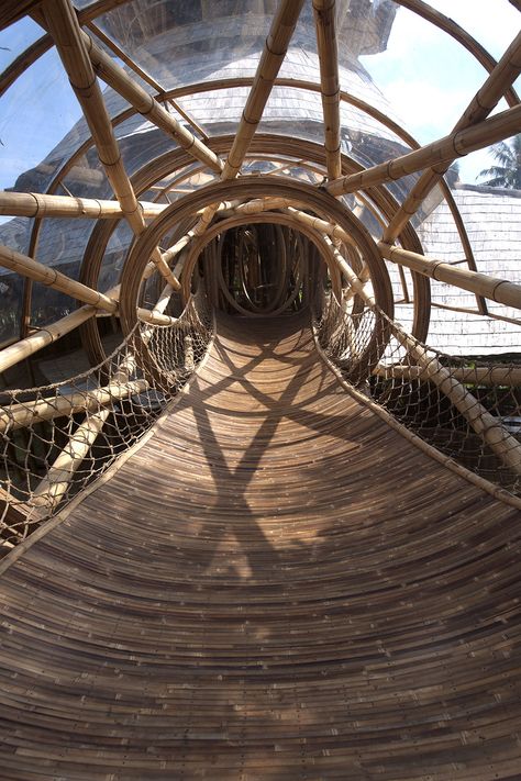 Gallery of Sharma Springs / IBUKU - 4 Sharma Springs, Bamboo Building, Voyage Bali, Jungle House, Sustainable Building Materials, Bamboo Structure, Bamboo Architecture, Asian Architecture, Bamboo House