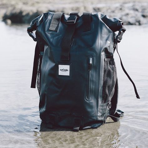 Keeping Dry in ourCaste’s Bags - COOL HUNTING Matt Davis, Fresh Cuts, Adventure Bags, Casual Leather Jacket, Technical Clothing, Waterproof Phone, Beach Cruiser, San Bernardino, Waterproof Backpack