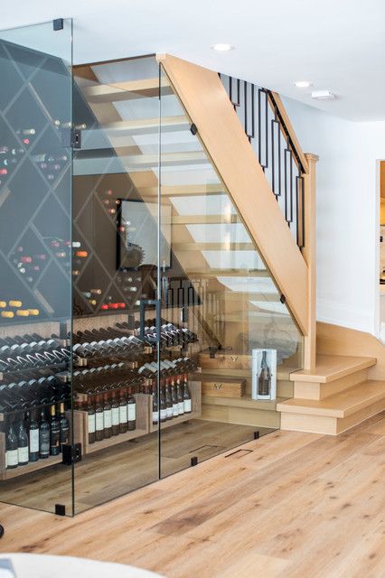 Basement Wine Cellar Under Stairs, Bar Under Stairs, Under Stairs Wine Cellar, Stairs Modern, Wine Cellar Basement, Glass Wine Cellar, Wine Closet, Open Stairs, Home Wine Cellars