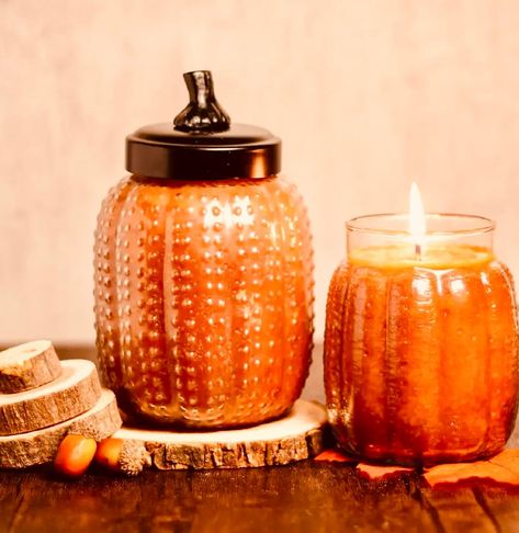 Cinnamon, clove, ginger, vanilla and of course freshly baked pumpkin pie!!! The most delicious scents of autumn are here! ❤️ All candles hand poured in adorable pumpkin shaped glass vessels that are reusable for so many things! Come shop the entire collection @houseonlaurel inside @nestonmainmarket #autumndecor #harvest #happyhalloween #shoplocal #pumkinspice #fallfavorites Maple Sticky Buns, Halloween Candle Decor, Pumpkin Scented Candles, Halloween Themes Decorations, Decorative Pumpkin, Thanksgiving Entertaining, Baby Pumpkin, Pumpkin Spice Candle, Pine Cone Candles