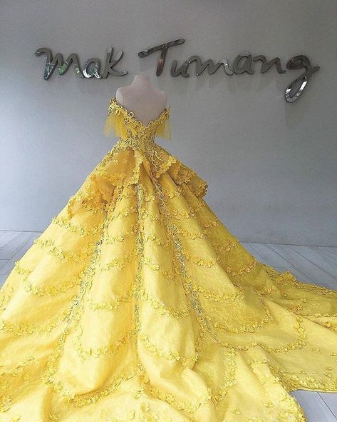 Christie (@littlexmissxchristie) • Instagram photos and videos Mak Tumang, Yellow Ball Gown, Debut Gowns, Yellow Wedding Dress, Gown Fashion, Yellow Gown, Pretty Quinceanera Dresses, Theme Dress, Fantasy Gowns